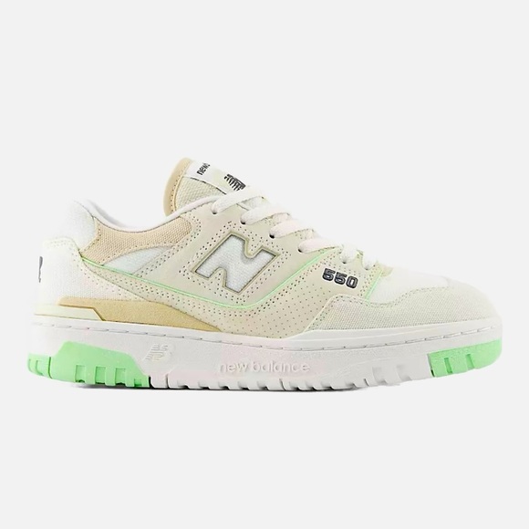 New Balance Shoes - NEW BALANCE 550